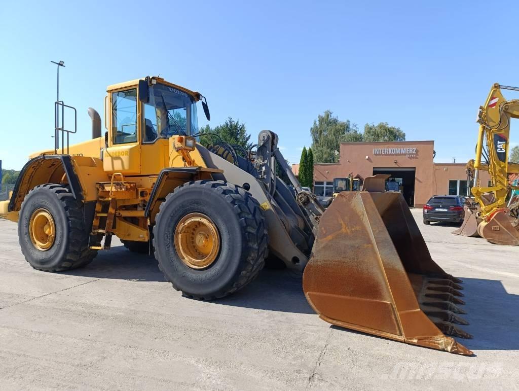 Volvo L 180 E Naudoti ratiniai krautuvai
