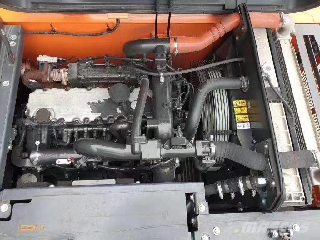 Doosan DX 225 LC Vikšriniai ekskavatoriai