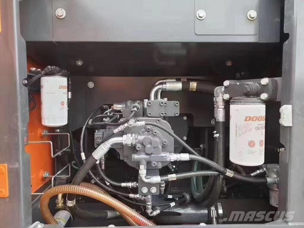 Doosan DX 225 LC Vikšriniai ekskavatoriai
