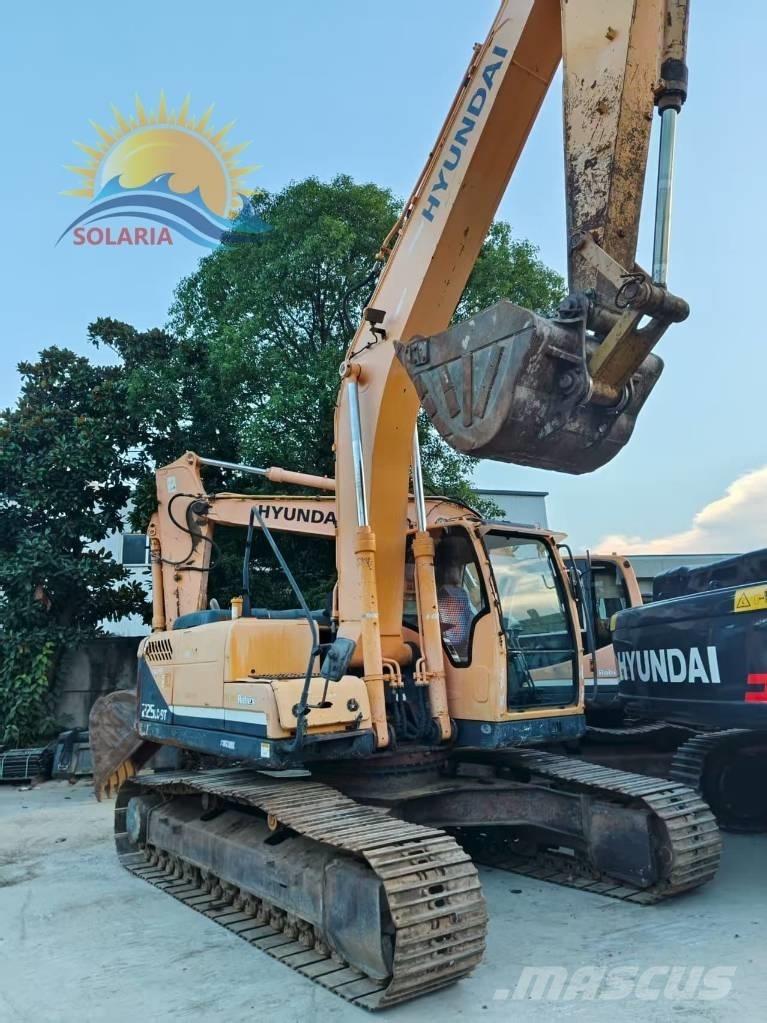 Hyundai R225LC-9 Vikšriniai ekskavatoriai