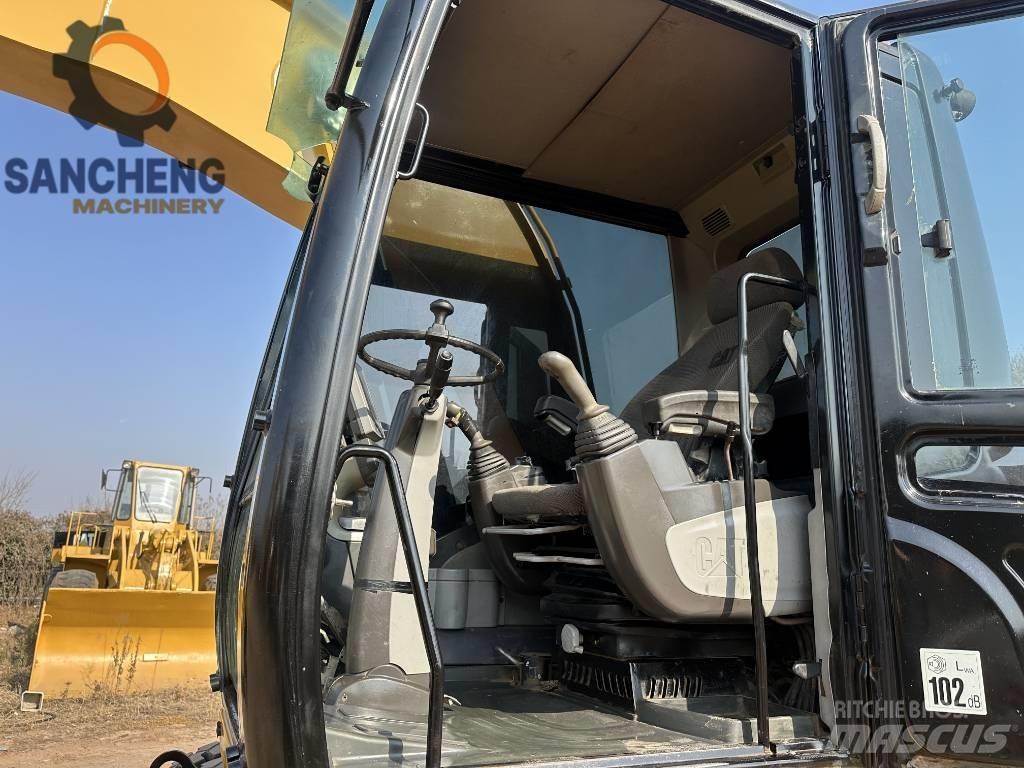 CAT M320D Ratiniai ekskavatoriai