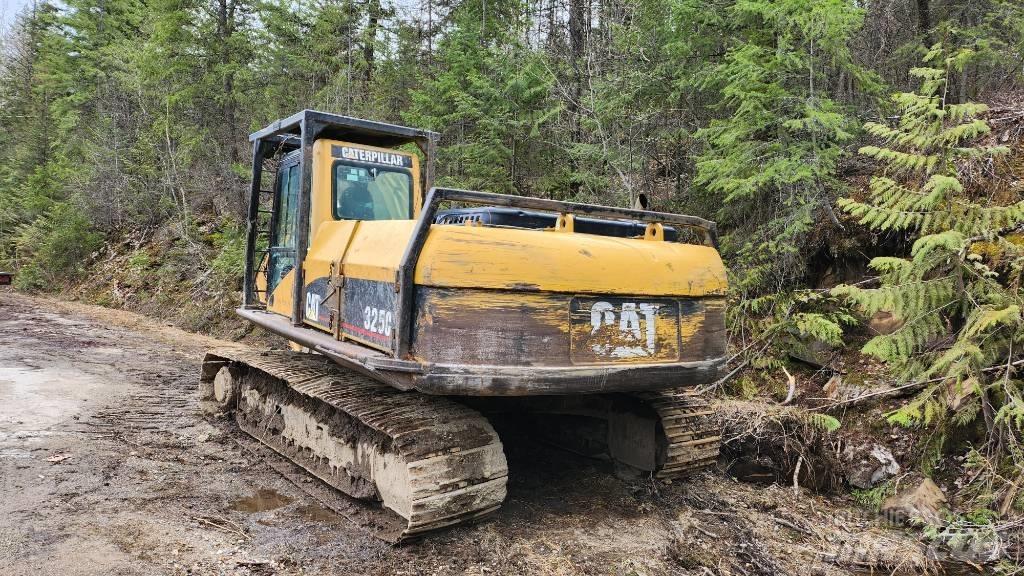 CAT 325 C Vikšriniai ekskavatoriai