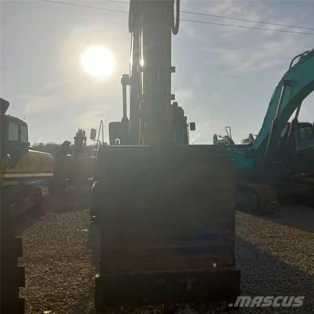 CAT 336D Vikšriniai ekskavatoriai
