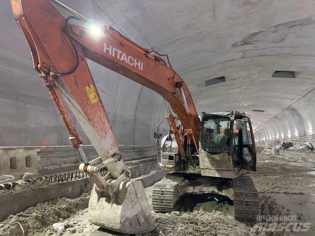Hitachi ZX225US-5A Statyba - Kita