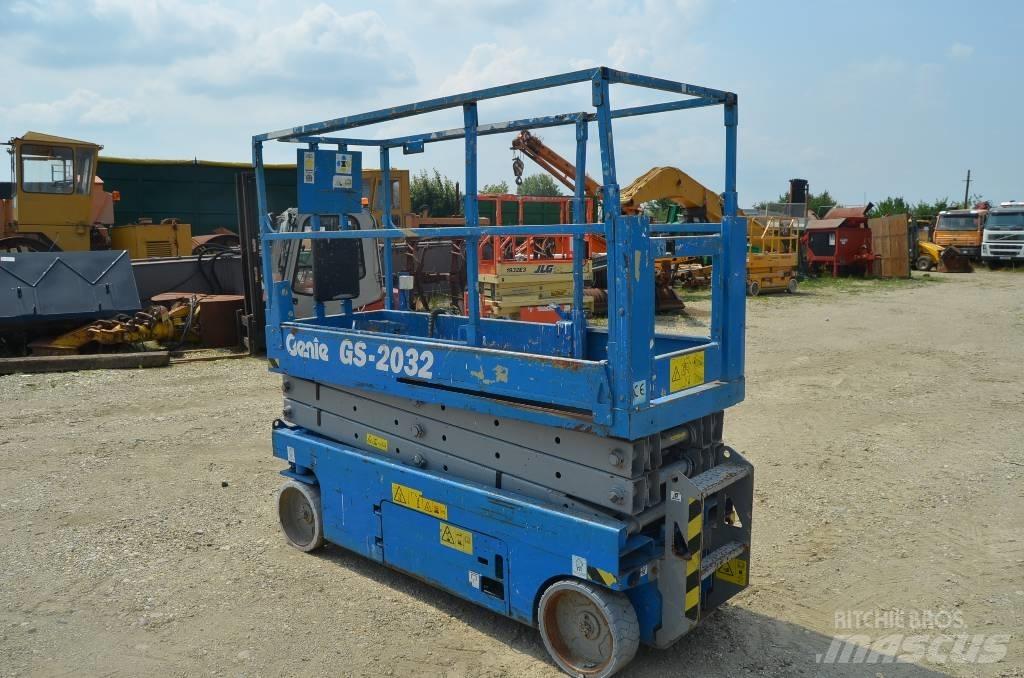 Genie GS 2032 Žirkliniai keltuvai
