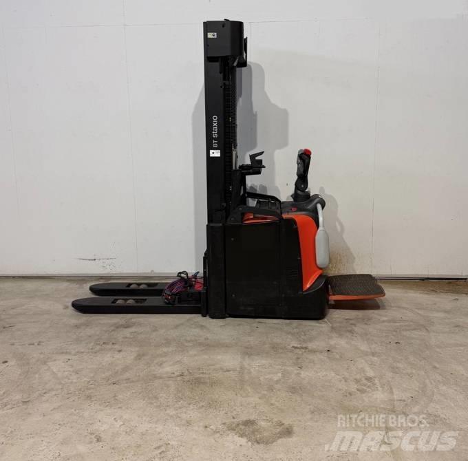 BT truck SPE 140L Rankiniai vėžimėliai
