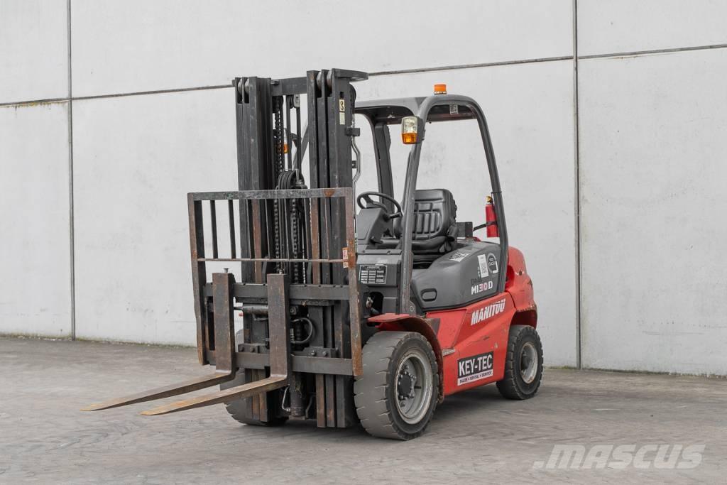 Manitou MI 30 D Dyzeliniai krautuvai