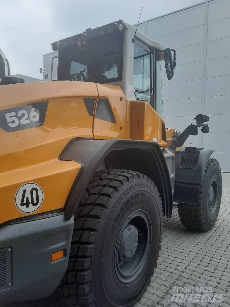 Liebherr L 526 Naudoti ratiniai krautuvai