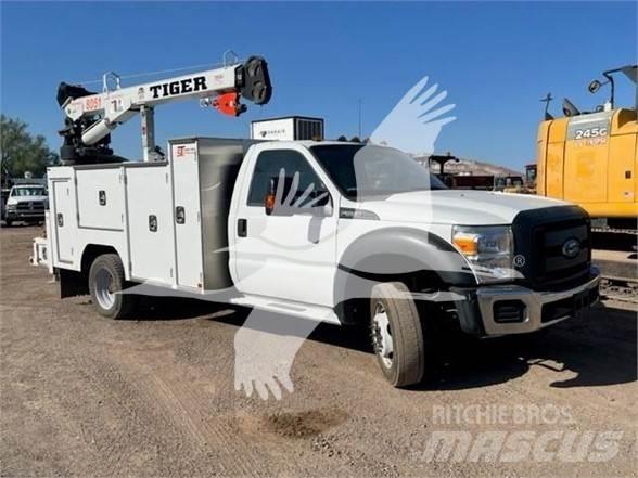 Ford F550 Statyba - Kita