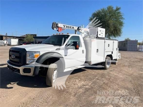 Ford F550 Statyba - Kita