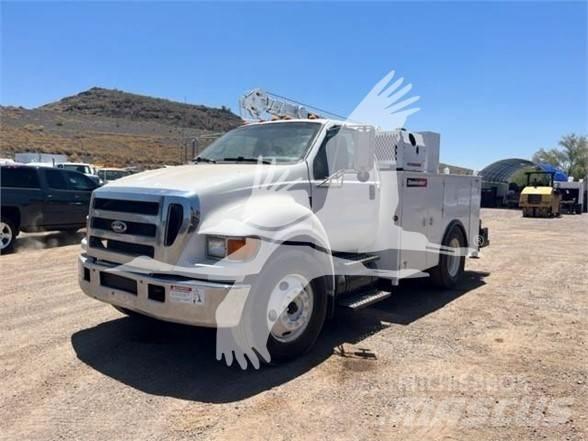 Ford F650 Statyba - Kita
