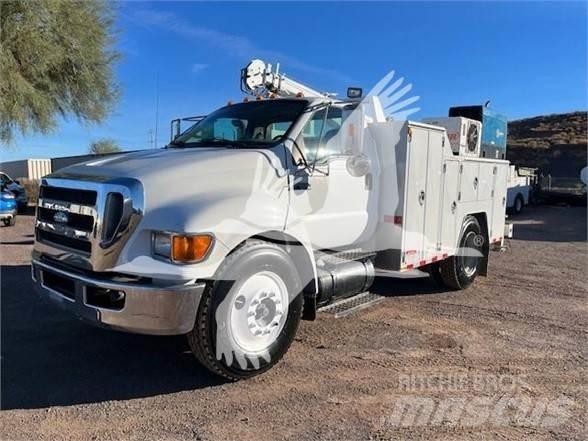 Ford F650 Statyba - Kita