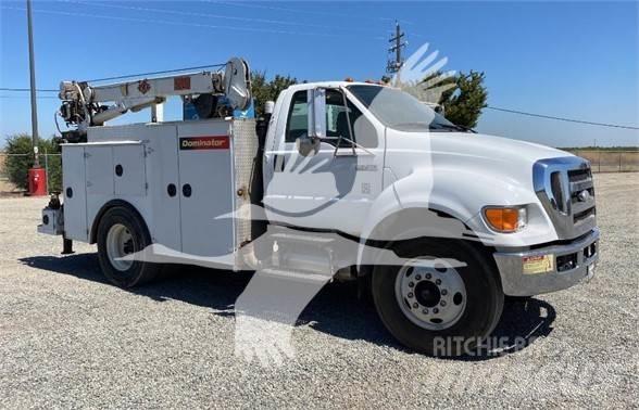 Ford F750 Statyba - Kita