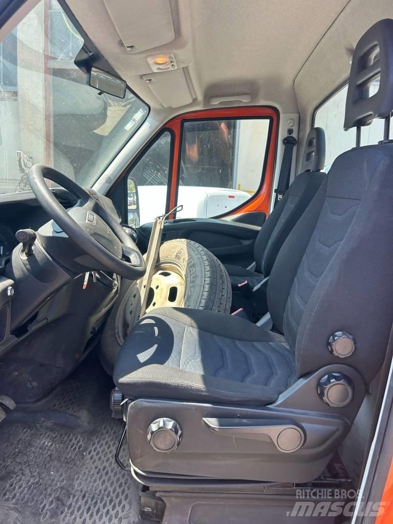Iveco Daily 35-140 Automobiliniai kranai