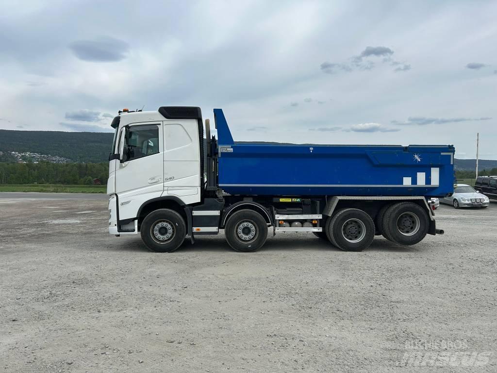 Volvo FH 540 Savivarčių priekabų vilkikai