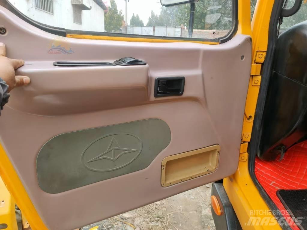 XCMG QY 30 K5 Visureigiai kranai
