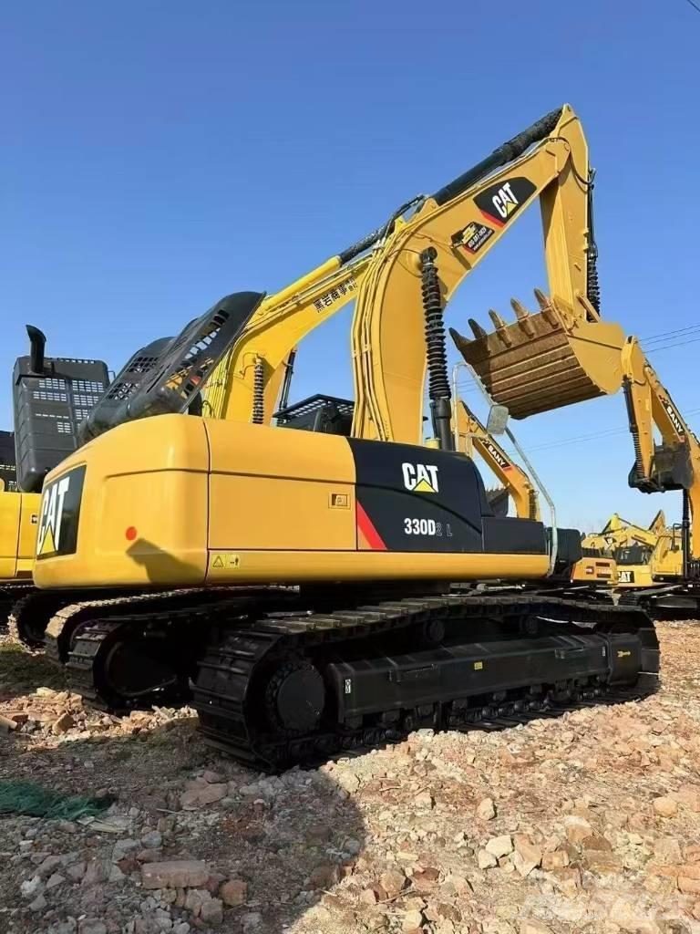 CAT 330 D2 L Vikšriniai ekskavatoriai