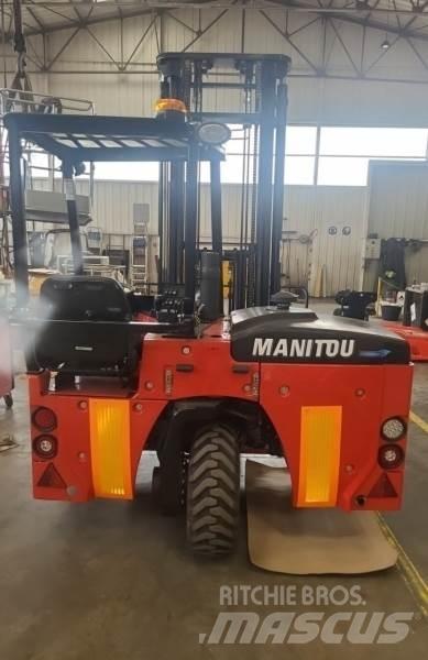 Manitou TMM25 Ant sunkvežimių montuojami šakiniai krautuvai