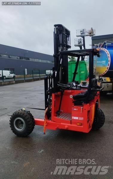 Manitou TMM25 Ant sunkvežimių montuojami šakiniai krautuvai