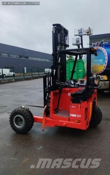 Manitou TMM25 Ant sunkvežimių montuojami šakiniai krautuvai