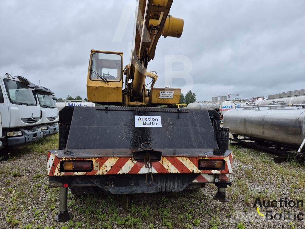 Gottwald AMK 46 Visureigiai kranai