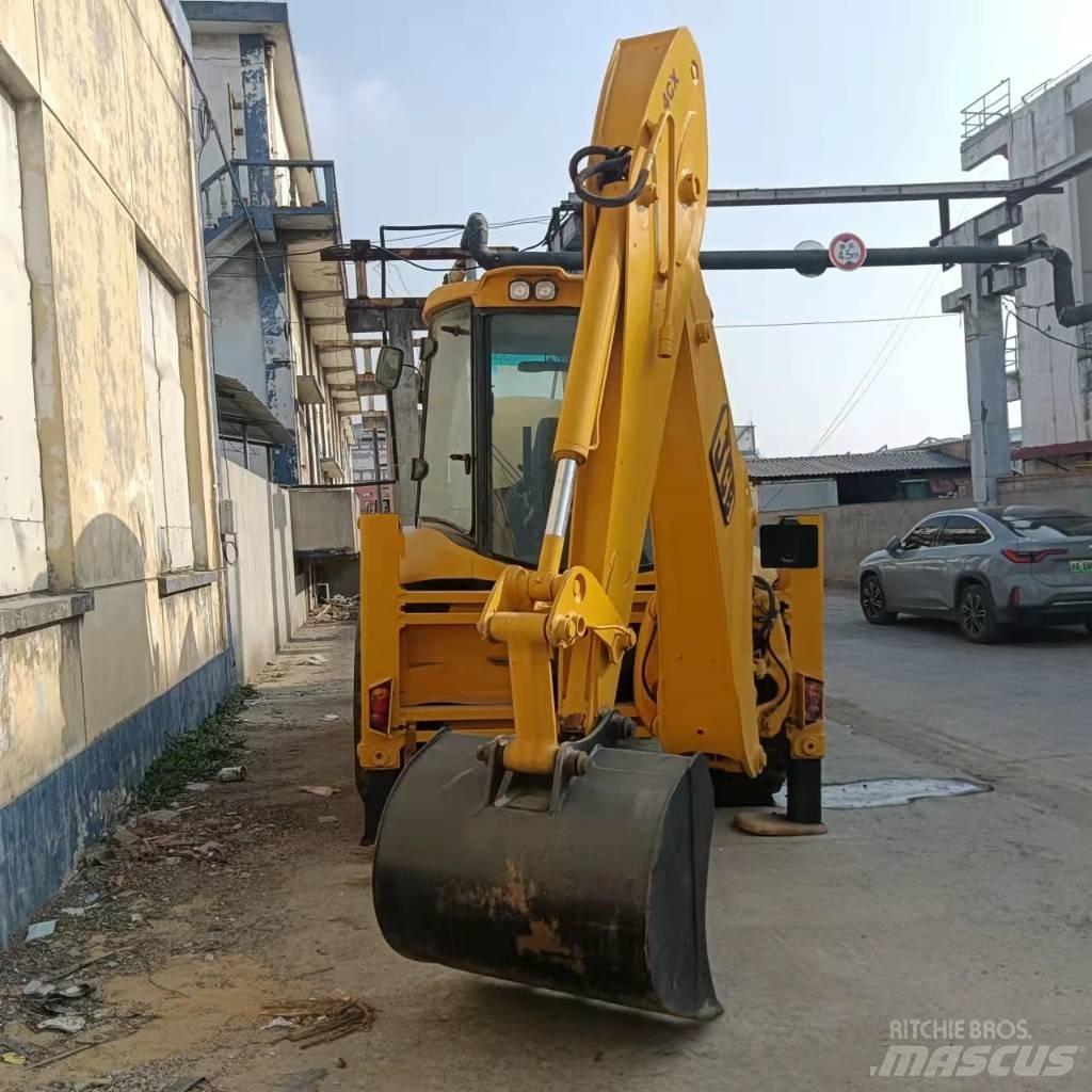 JCB 4CX Ekskavatoriniai krautuvai