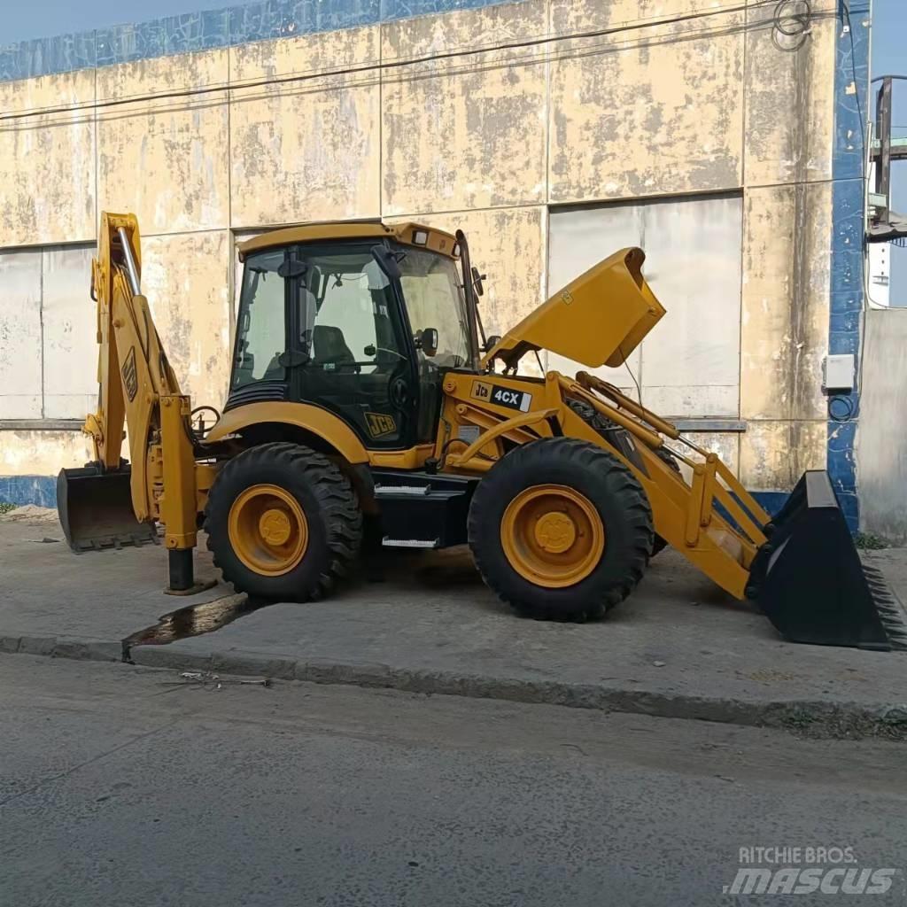 JCB 4CX Ekskavatoriniai krautuvai