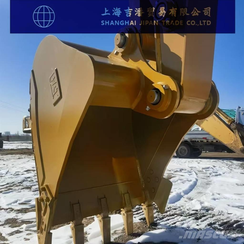 CAT 313 Vikšriniai ekskavatoriai