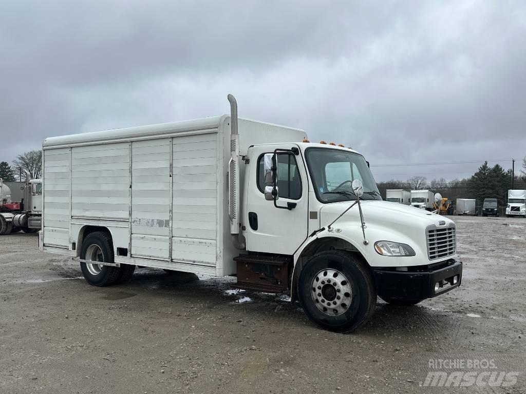 Freightliner M2 Gėrimų tiekimo sunkvežimiai