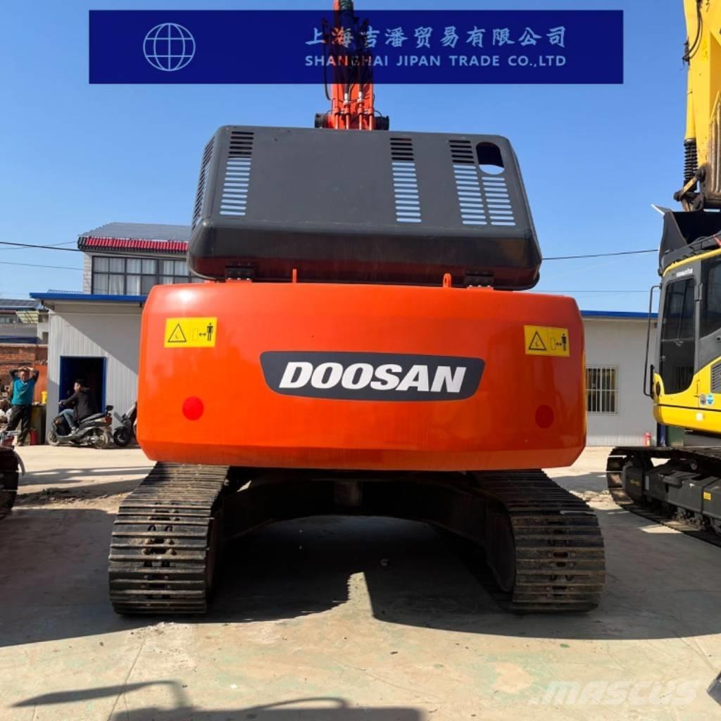 Doosan DX 300 Vikšriniai ekskavatoriai