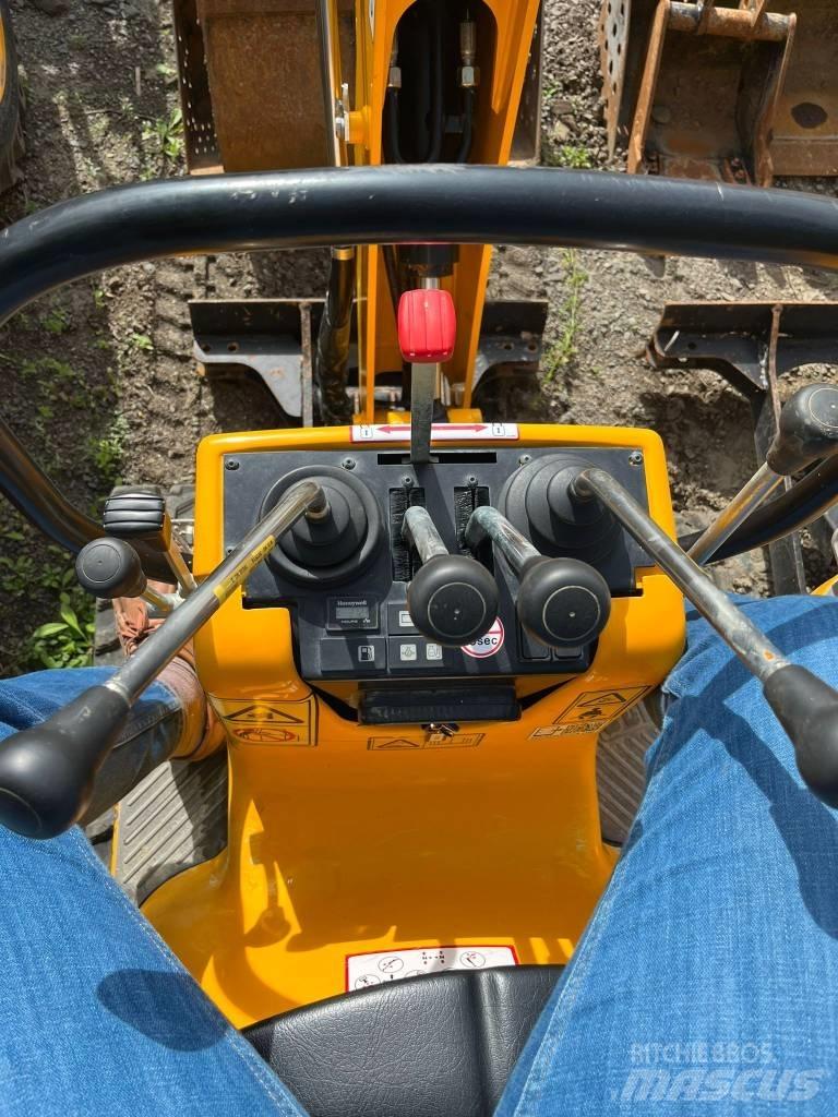 JCB 8008 CTS Mini ekskavatoriai < 7 t