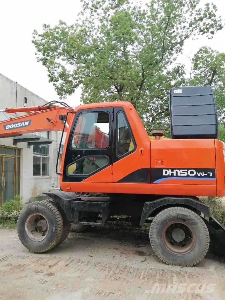 Doosan DH 150 W-7 Vikšriniai ekskavatoriai