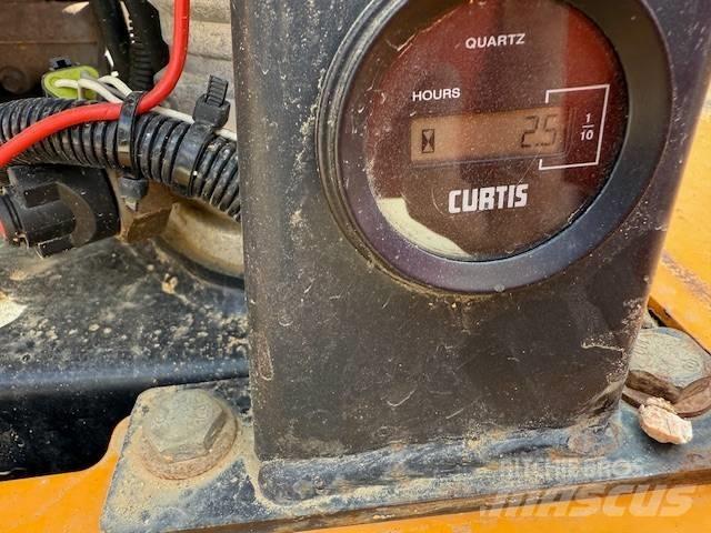 Thwaites MACH 474 Statybiniai savivarčiai sunkvežimiai