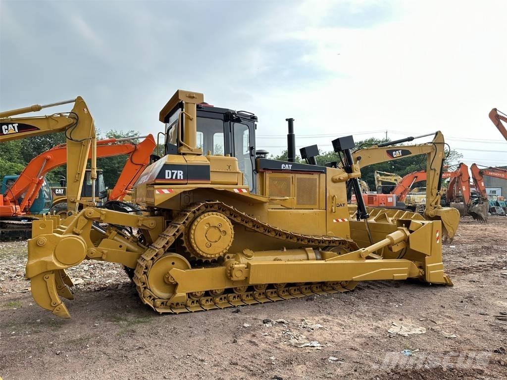 CAT D7R Vikšriniai buldozeriai