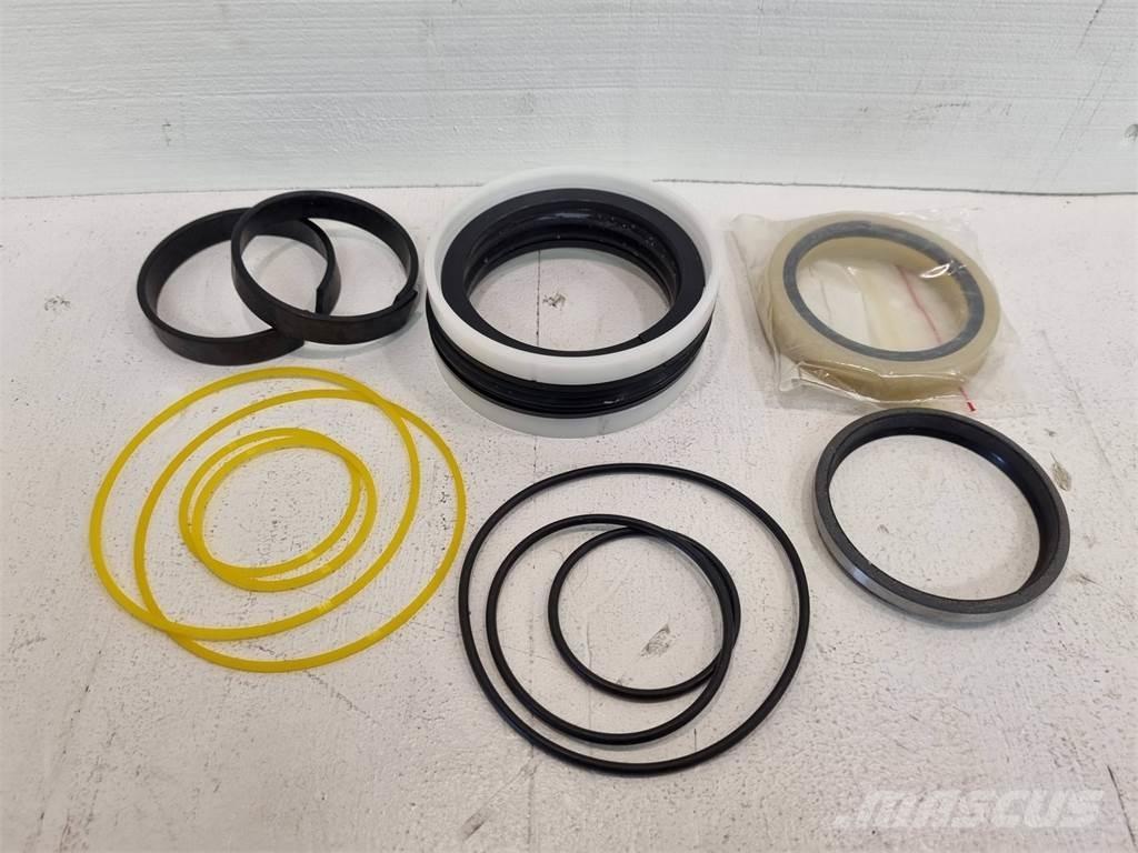  FMG/Ösa 100393 Medžių kirtimo mašinų kranai