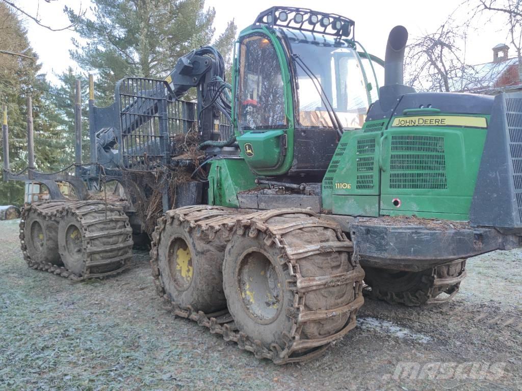 John Deere 1110 E Naudoti miškovežiai (Forvarderiai)