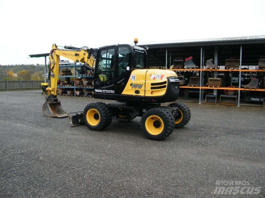Yanmar B95W Ratiniai ekskavatoriai