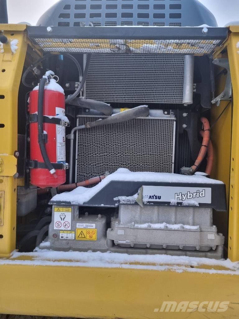 Komatsu HB 215 LC-2 Vikšriniai ekskavatoriai