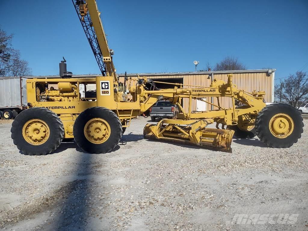 CAT 120 Greideriai