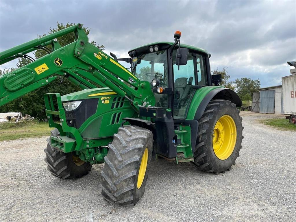 John Deere 6130M Traktoriai