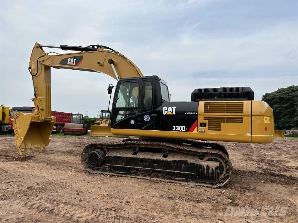CAT 330 D L Vikšriniai ekskavatoriai