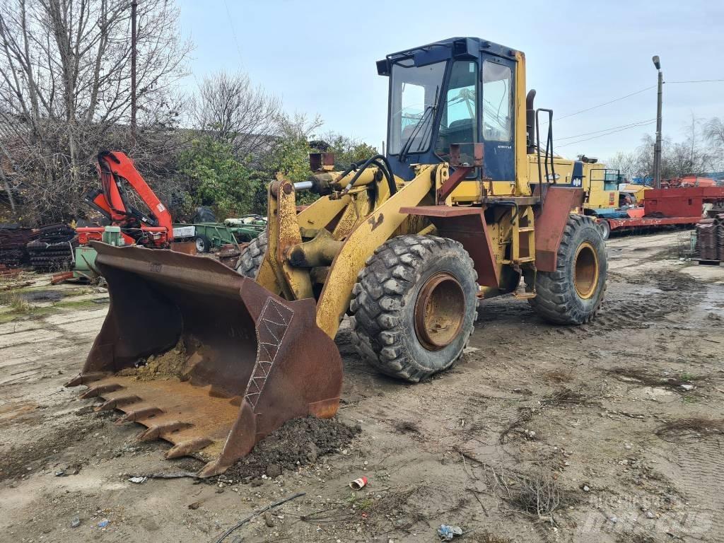 Komatsu WA 250 Naudoti ratiniai krautuvai
