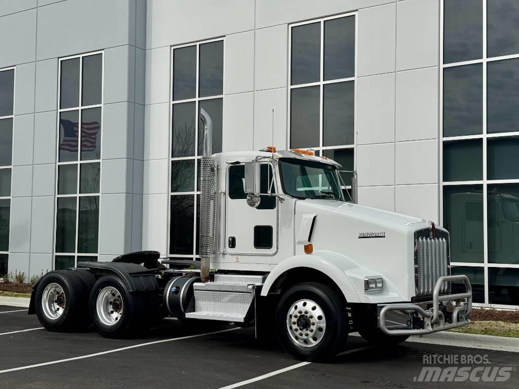 Kenworth T800 Naudoti vilkikai