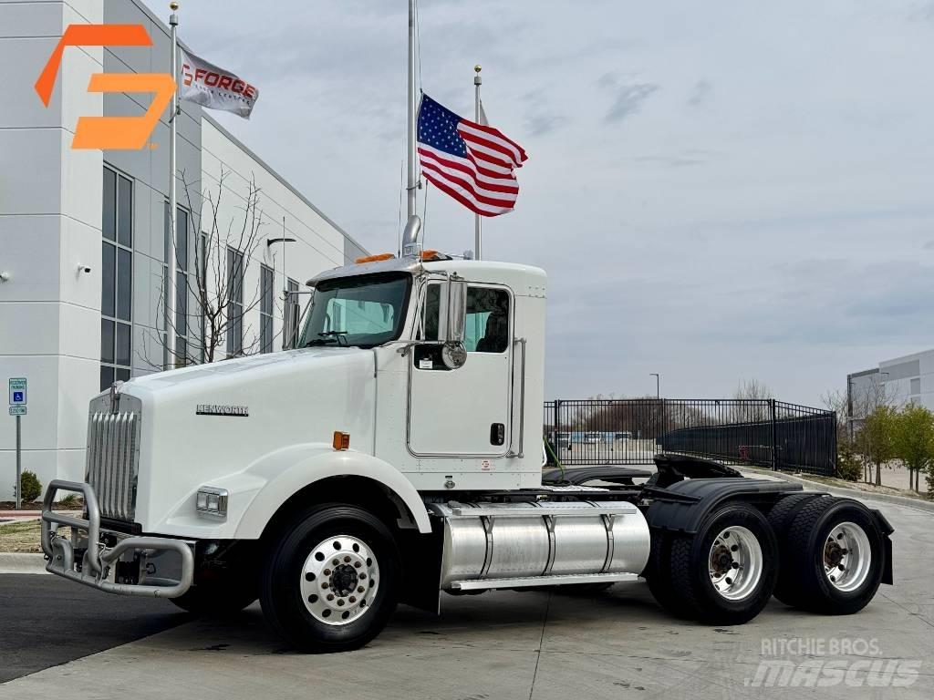 Kenworth T800 Naudoti vilkikai