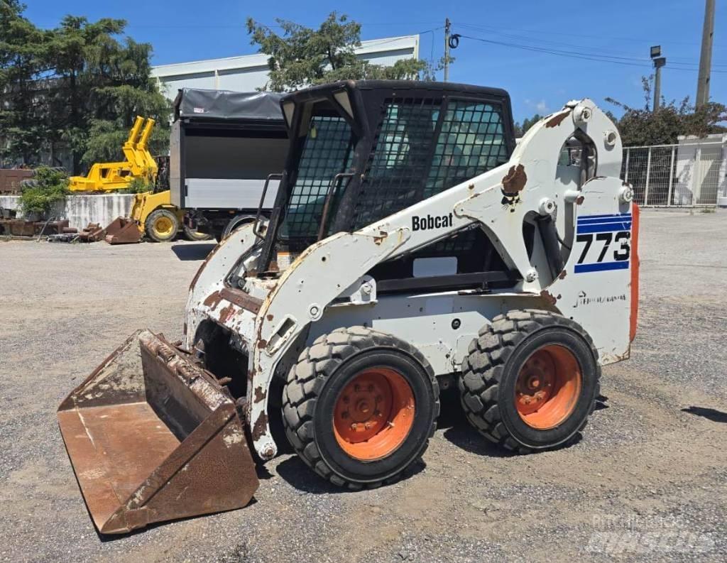 Bobcat 773 Mini krautuvai