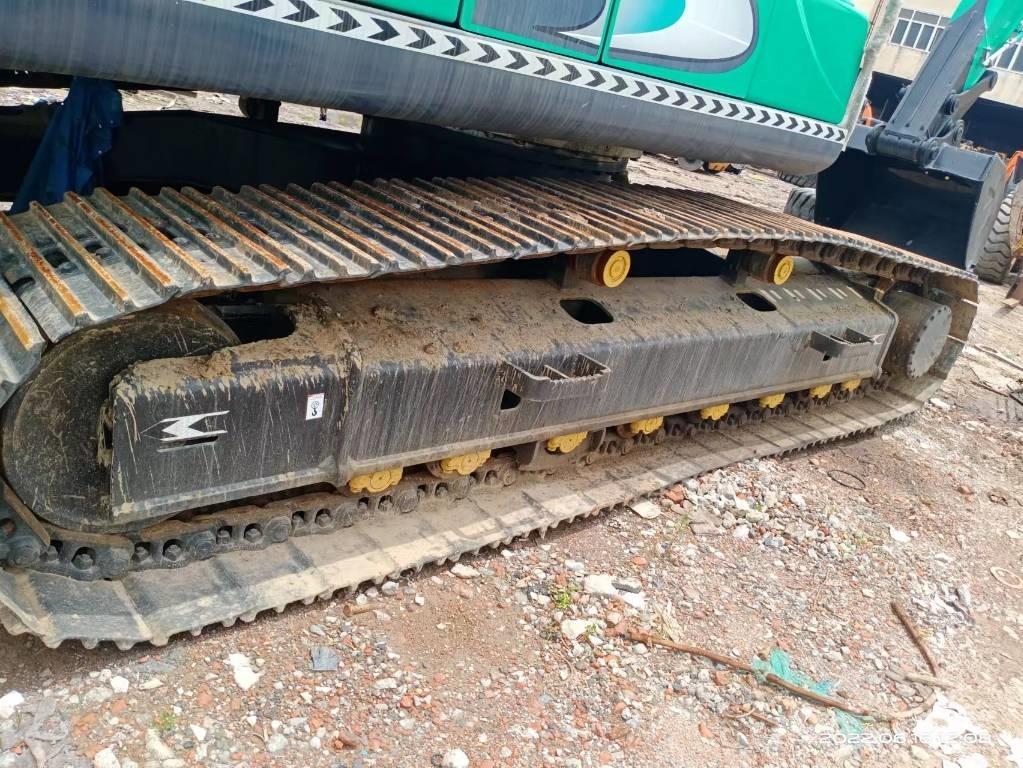 Kobelco SK 210 Vikšriniai ekskavatoriai