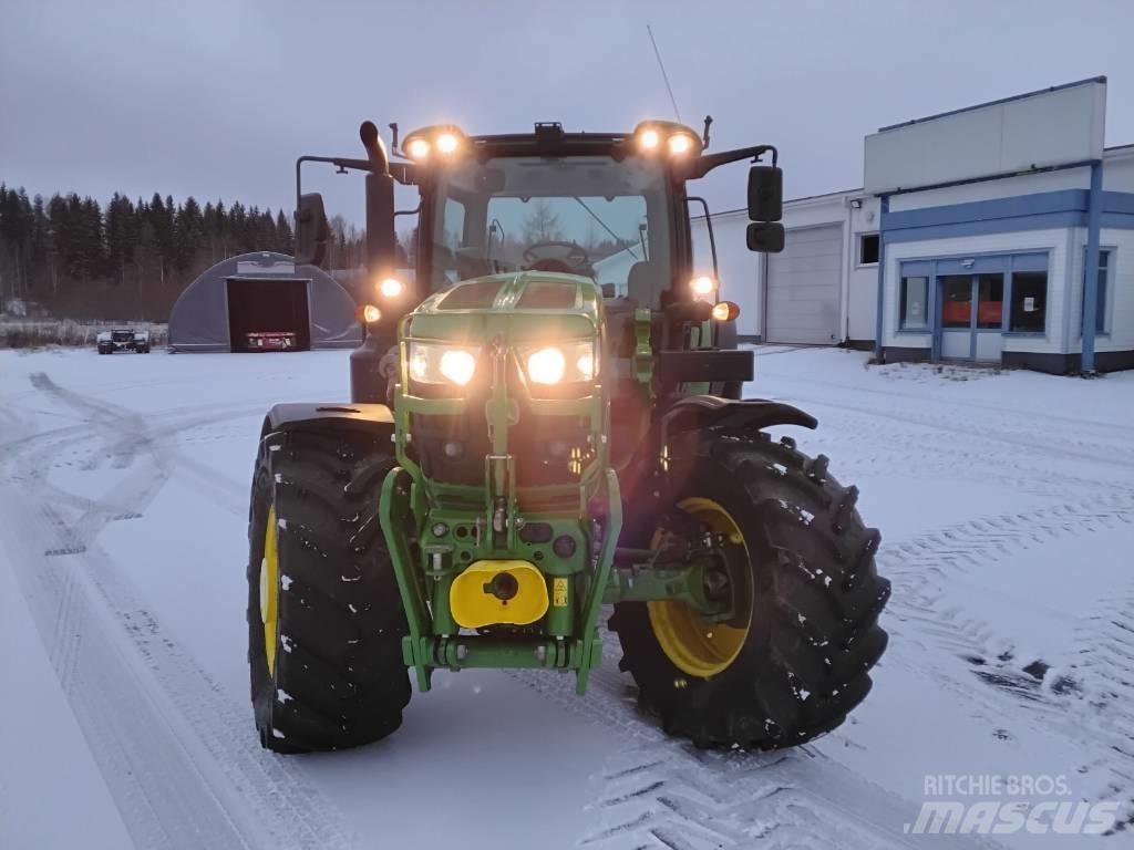 John Deere 6155 R Traktoriai