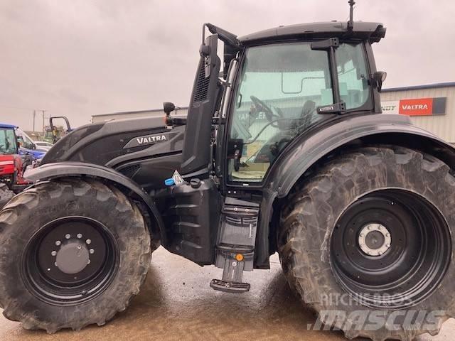 Valtra T 254 V Traktoriai