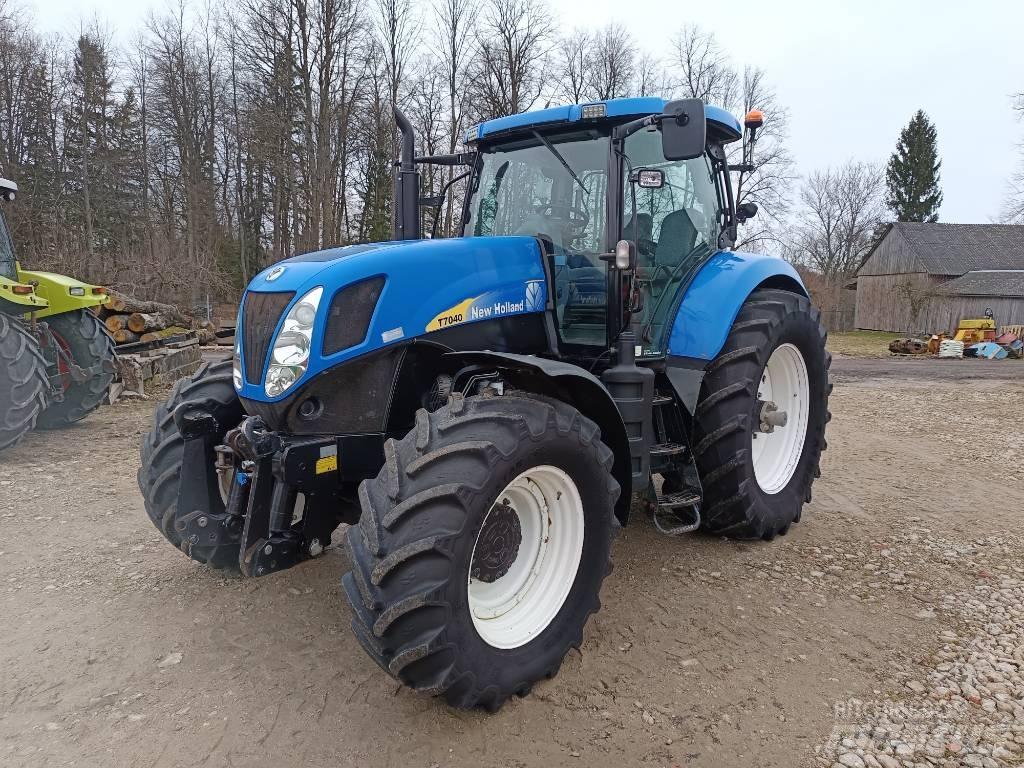 New Holland T7040 Traktoriai