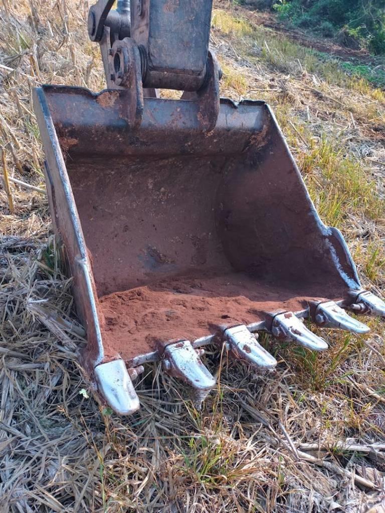 Volvo EC 200 D Vikšriniai ekskavatoriai